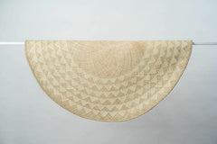 White Triangle Mat | 4' Round | Natural Base - Horizon Bliss