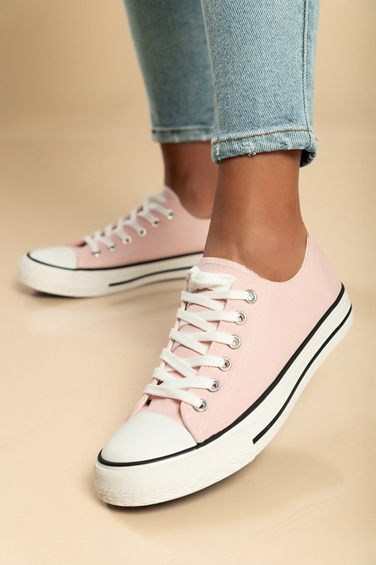 Fashion sneakers made of fabric, pastel pink - Horizon Bliss