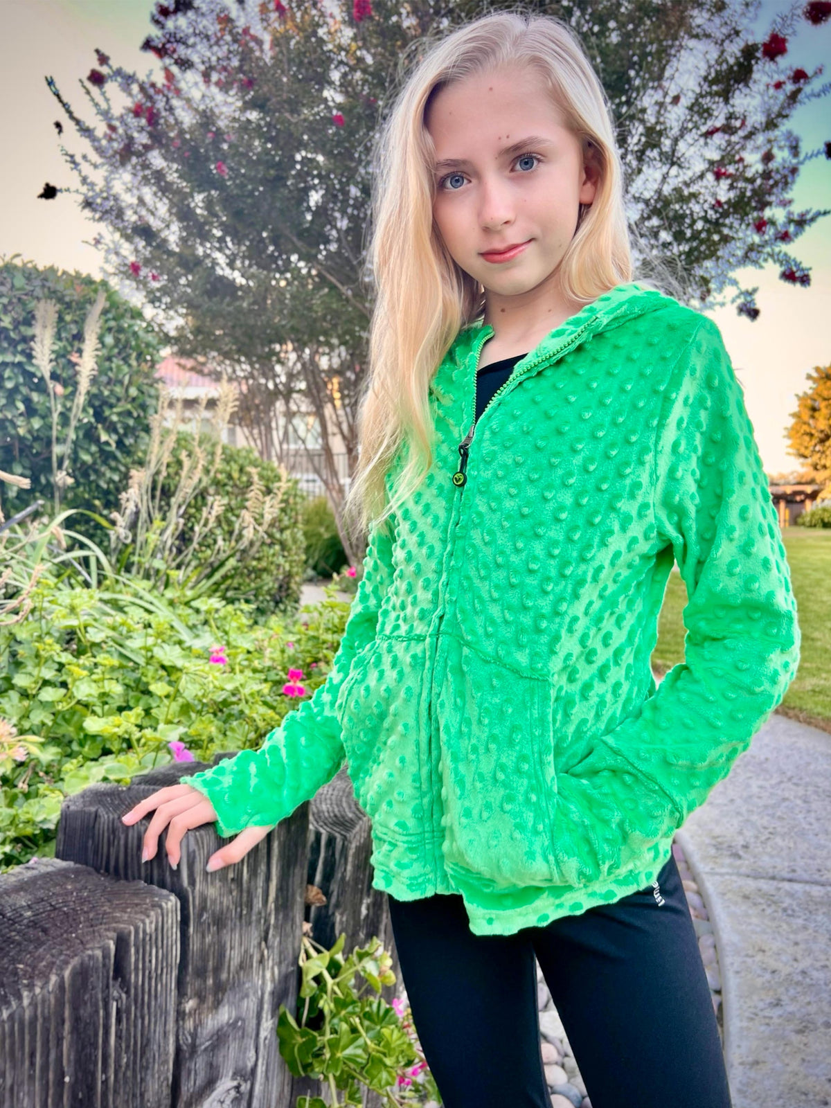 Girls Hoodie | Kelly Green | Limeapple - Horizon Bliss