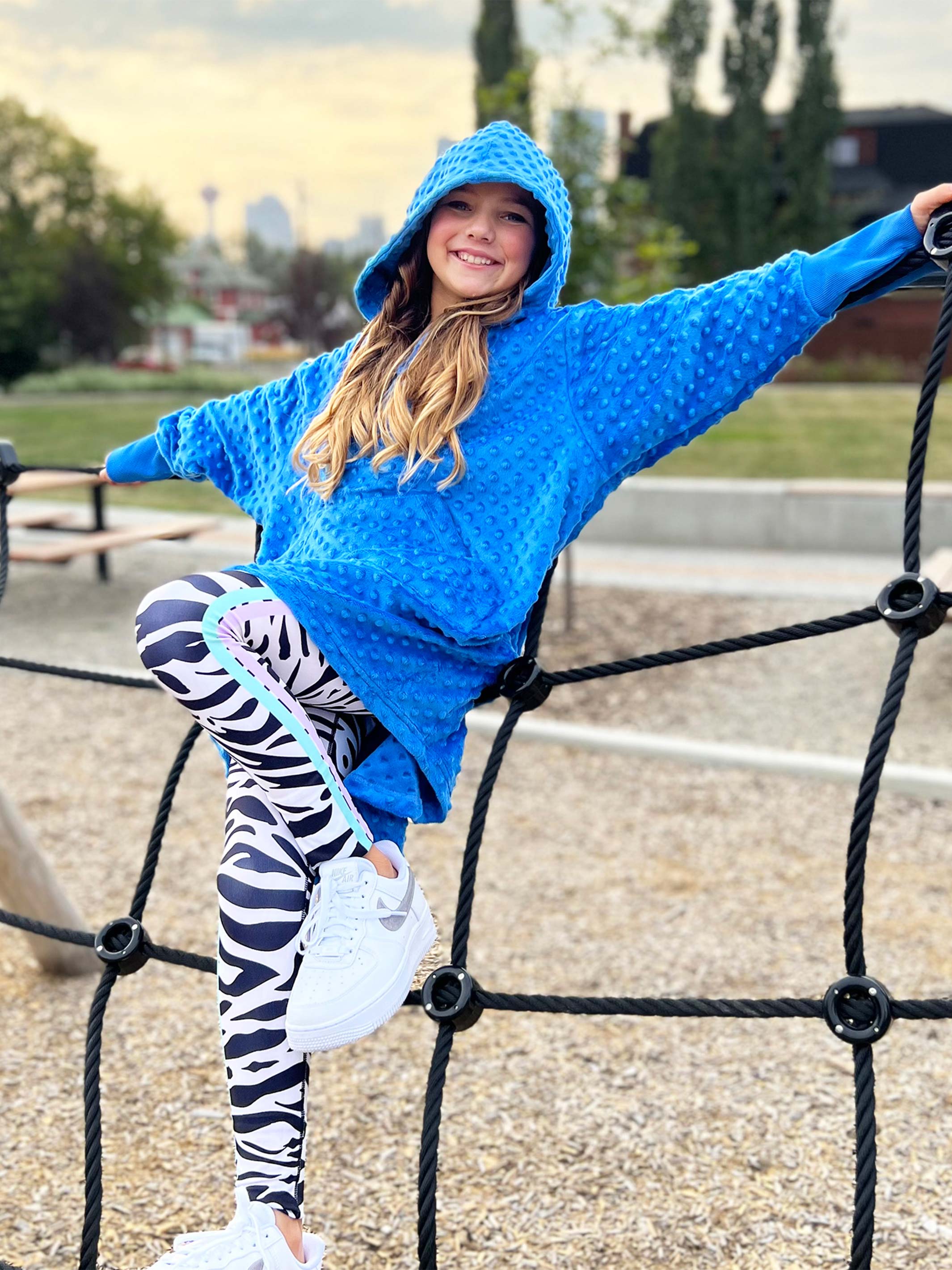 Oversized girls hoodie | Inspiration Blue | Limeapple - Horizon Bliss