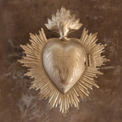 Sacred Heart, Metal Heart Milagro, Gold Heart Box, Ex Voto - Horizon Bliss