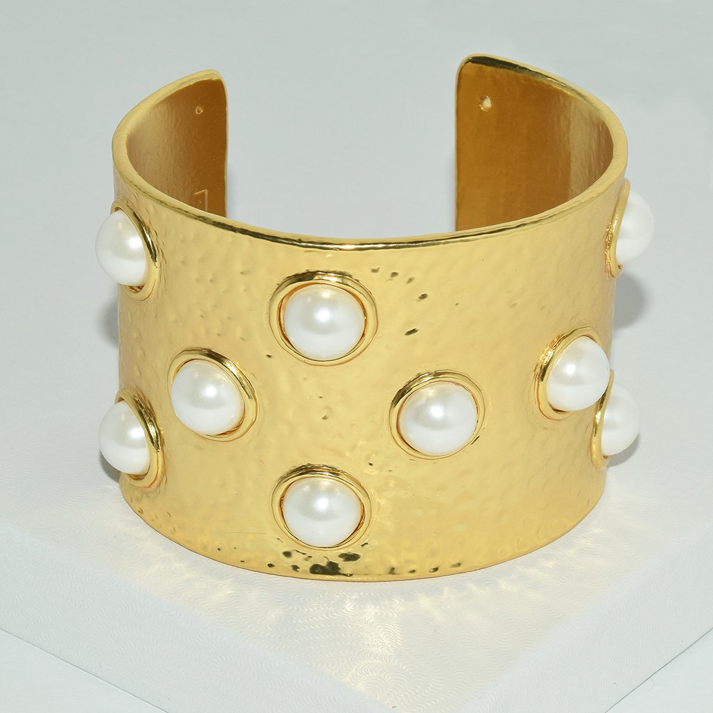 Pearl cuff Bracelet - Horizon Bliss