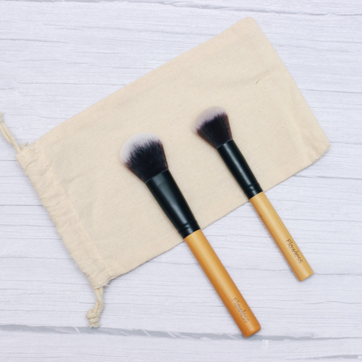 Contour and Highlighter Makeup Brush Duo