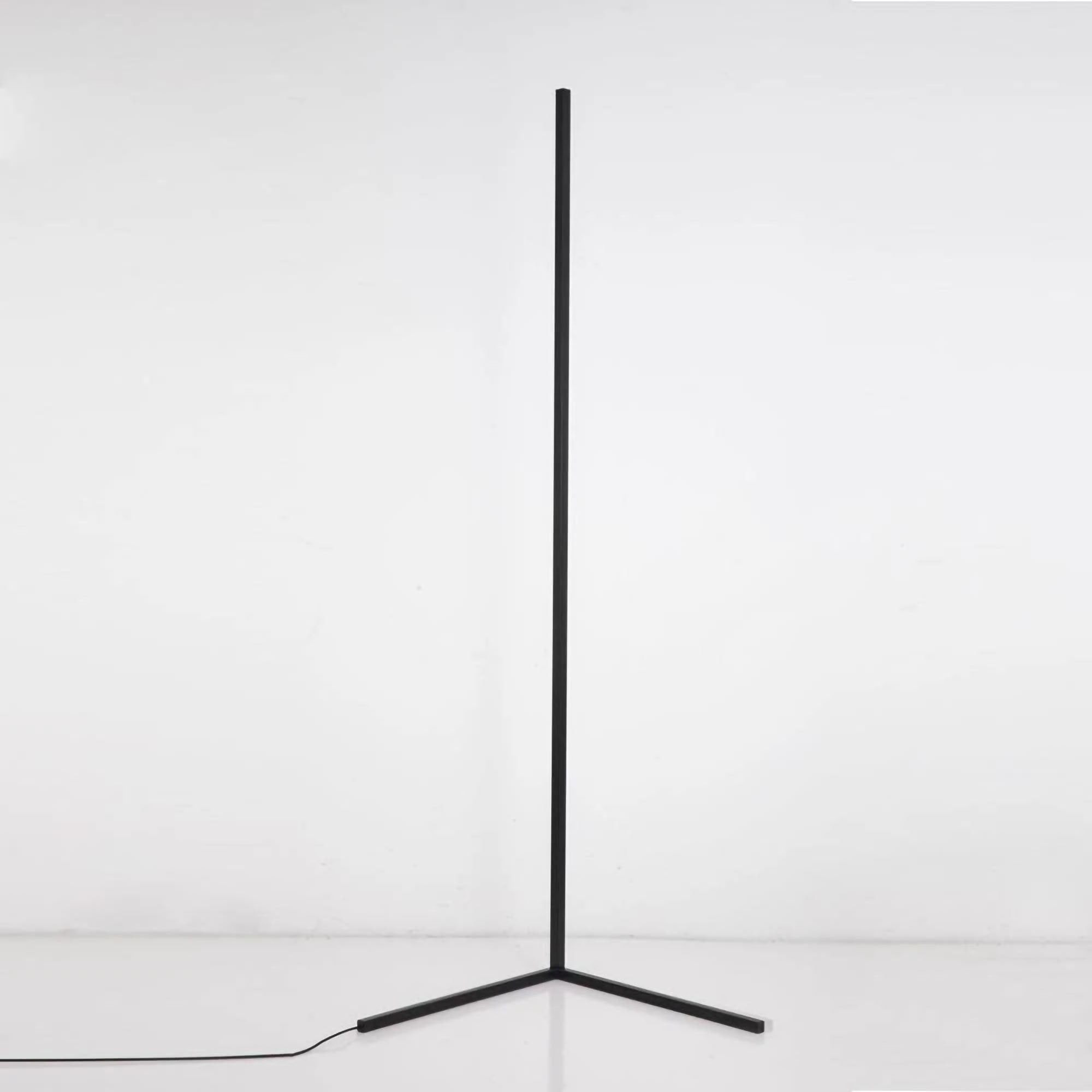 RGBCW Corner Floor Lamp - Horizon Bliss