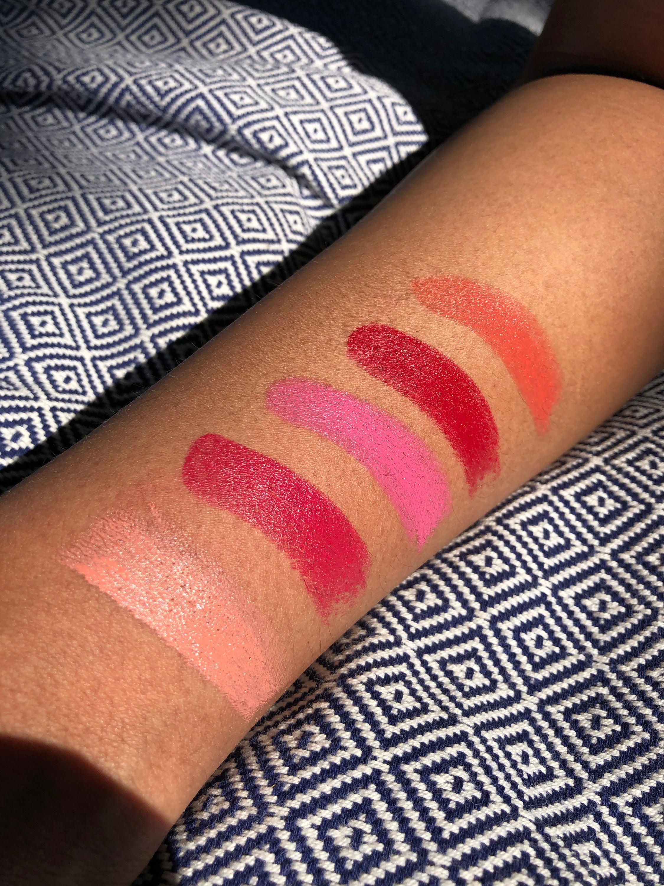 LIPSTICKS MATTE - 7 SHADES - Horizon Bliss