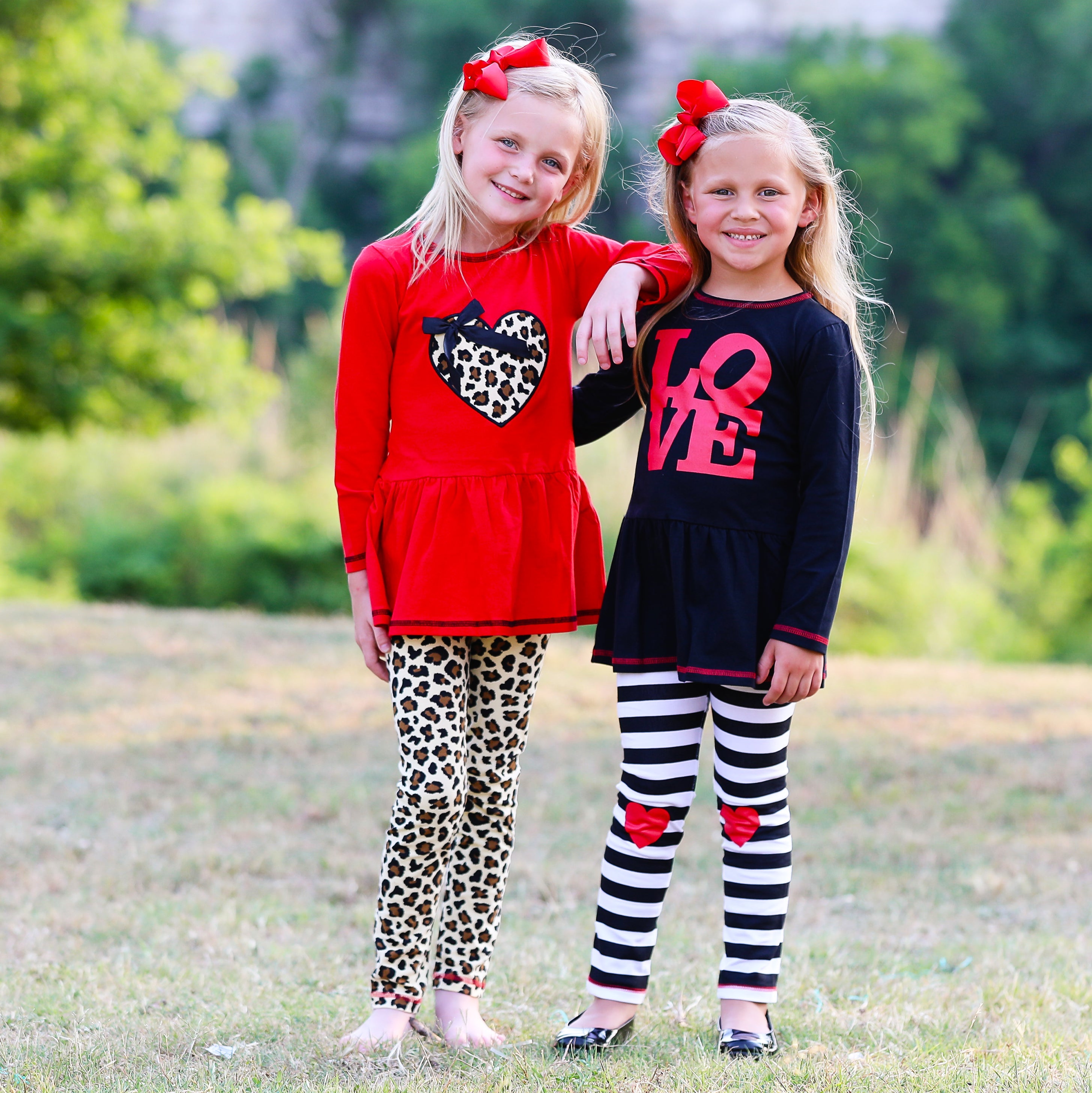 AnnLoren Girls Winter Leopard Heart Holiday Dress Tunic & Leggings Set - Horizon Bliss