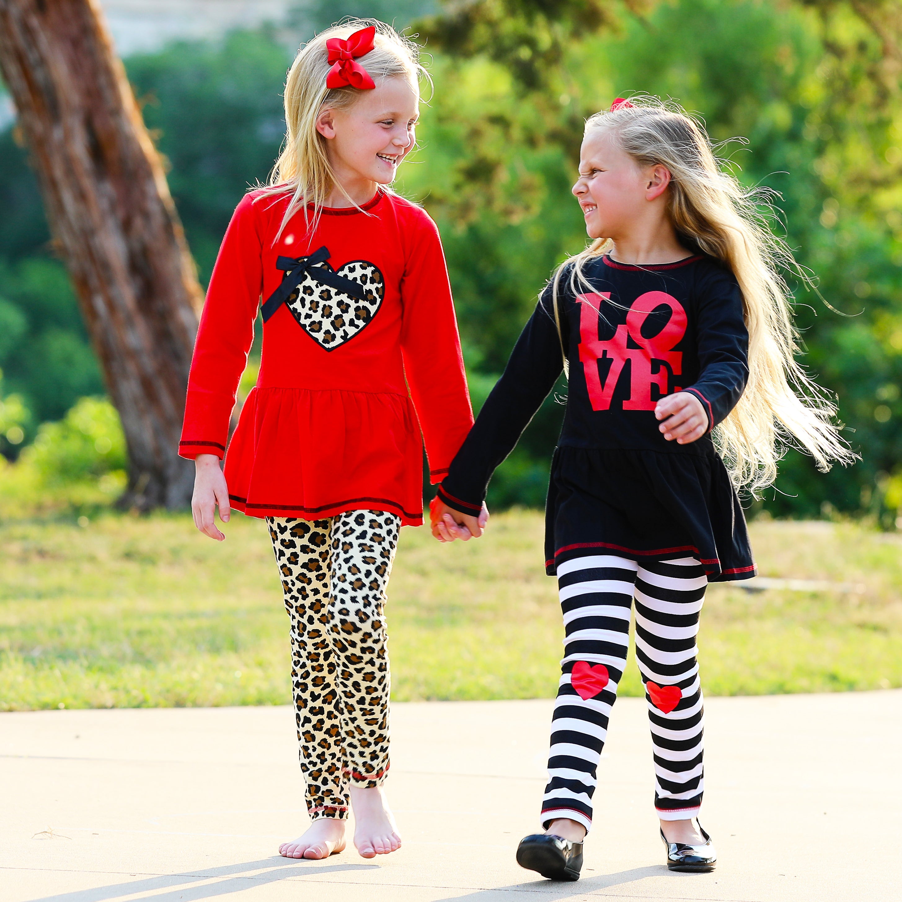 AnnLoren Girls Winter Leopard Heart Holiday Dress Tunic & Leggings Set - Horizon Bliss