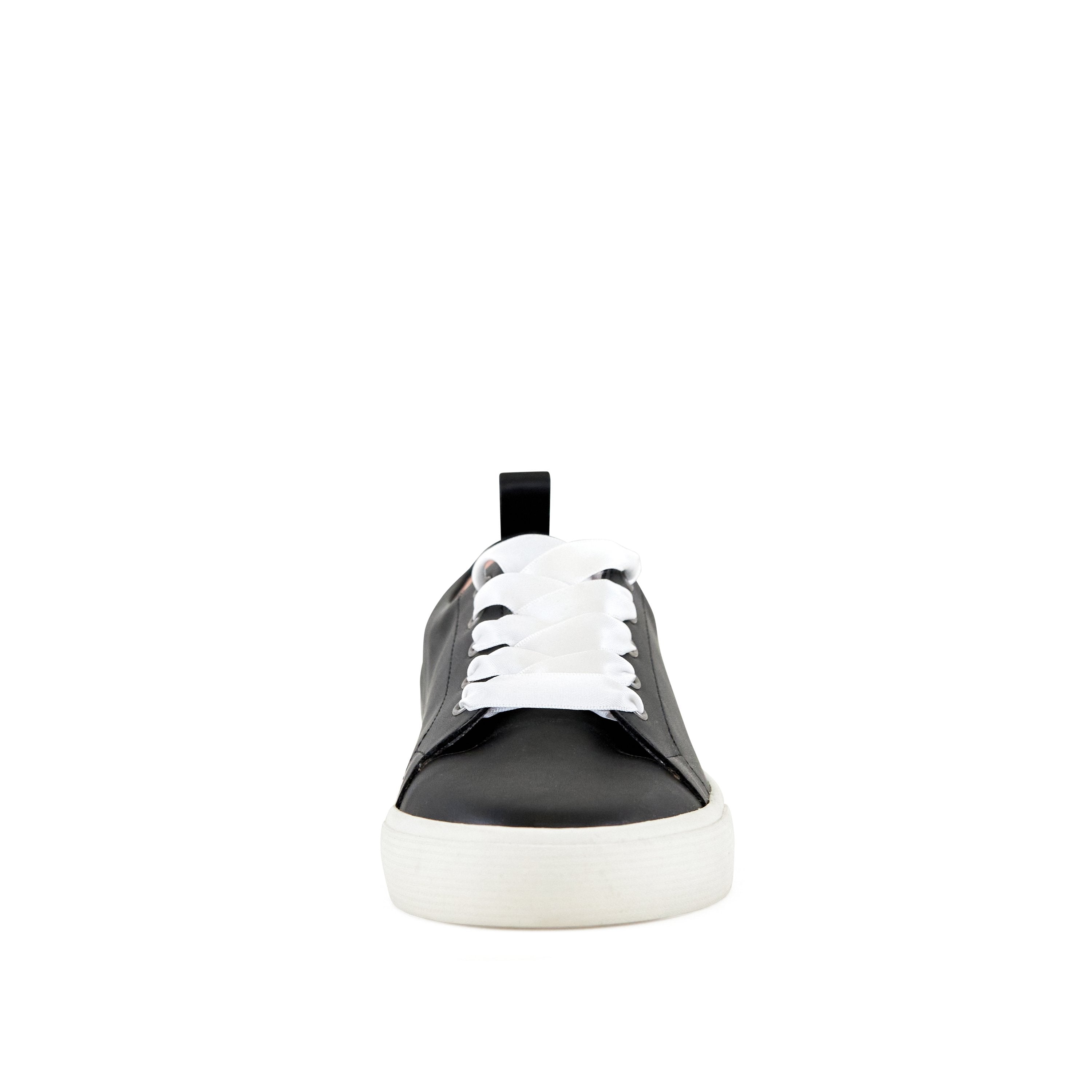 Women's Vancouver Wide Lace Sneaker Black