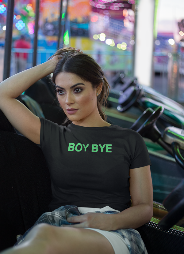 Boy Babe Women T-shirt - Horizon Bliss