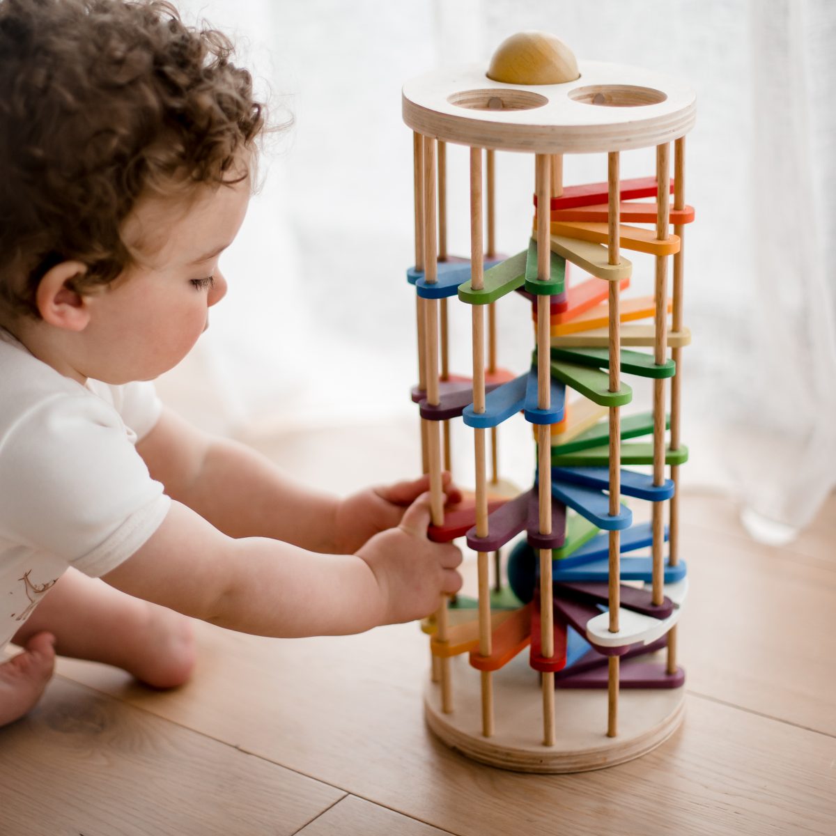 QToys Australia (USA) Pound A Ball Tower