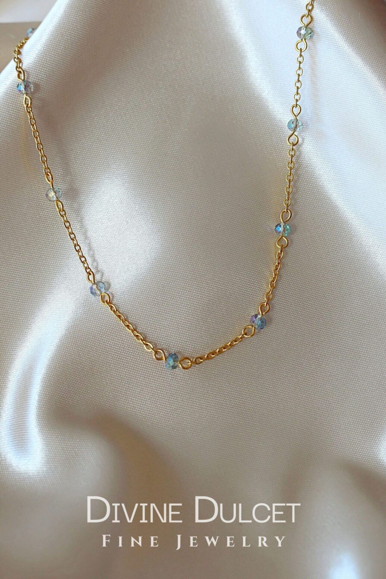 18 Karats Chrome Glass Crystals Chain Choker - Horizon Bliss