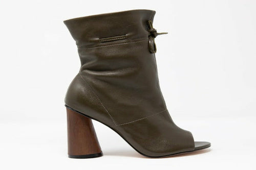 Shaz Self-Tie Leather Boots - Horizon Bliss