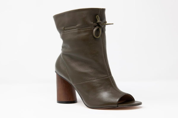 Shaz Self-Tie Leather Boots - Horizon Bliss