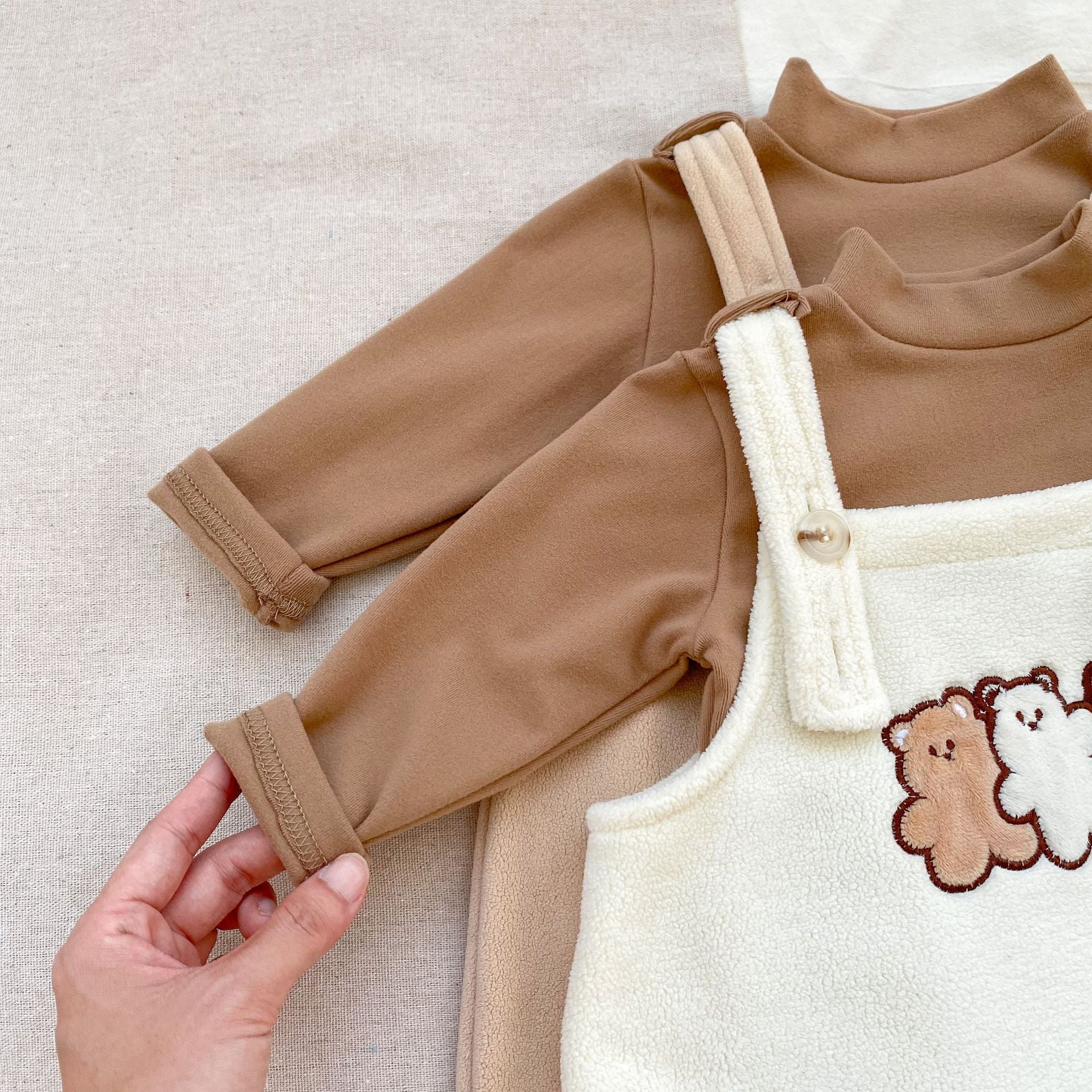 Winter Baby Unisex Basic Top and Teddy Cartoon Overalls Romper