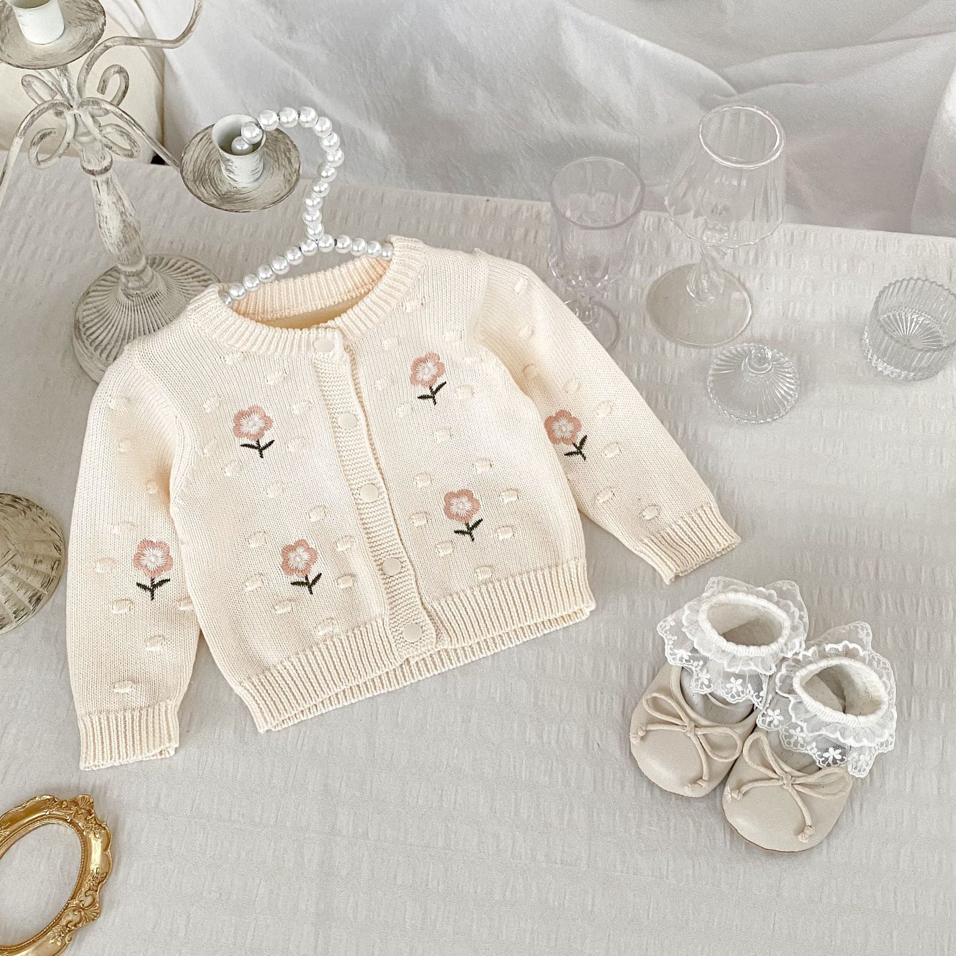 Autumn New Arrival Baby Kids Girls Comfortable Flowers Embroiedery and