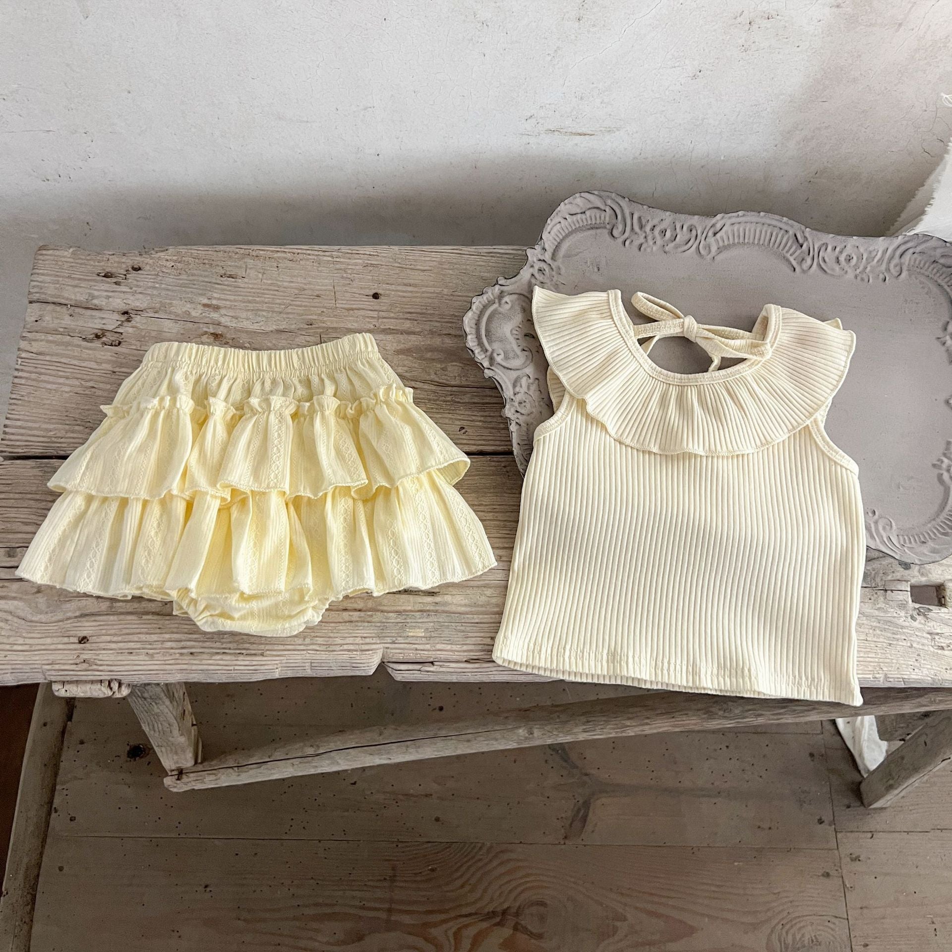 Summer New Arrival Baby Girls Sleeveless Solid Color Top And Ruffle