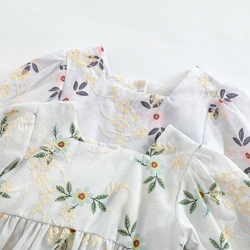 Baby Girl Floral Embroidered Pattern Square Collar Bodysuit